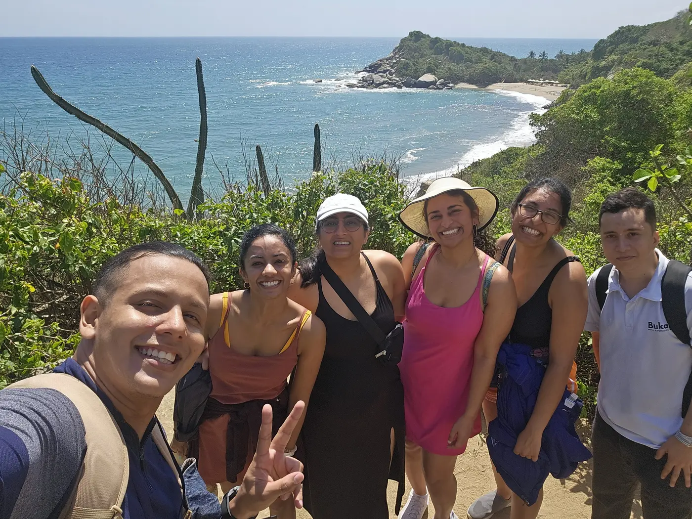 Jorge Polo with travelers during a guided coastal experience