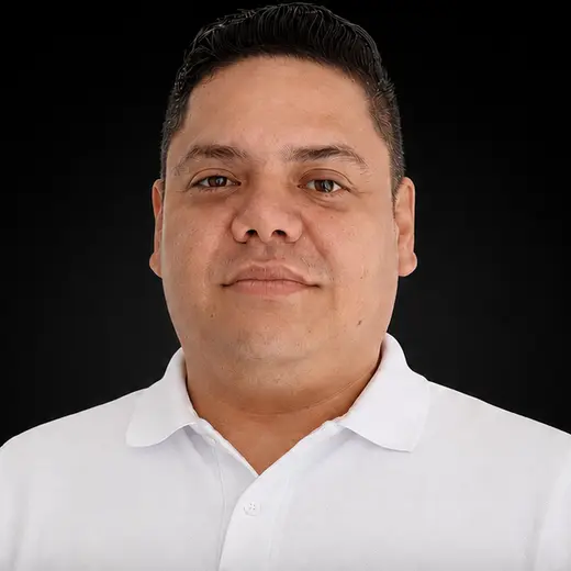 Eudes Peña, professional driver in Bukap’s local transportation network